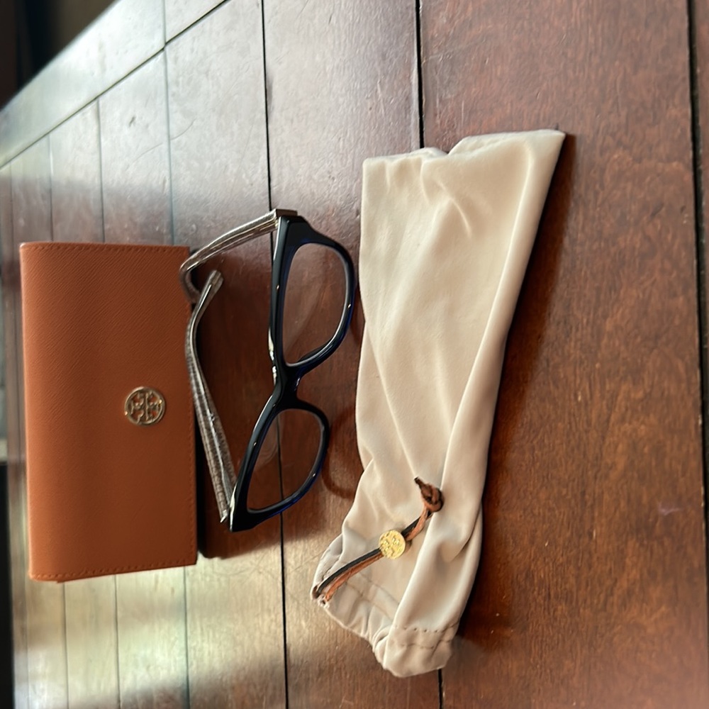 New Tory Burch eye glasses - Picture 5 of 10
